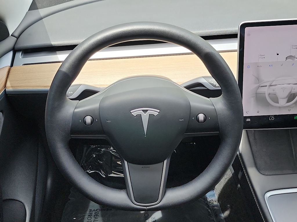 Thumbnail: 2021 Tesla Model 3 - 12