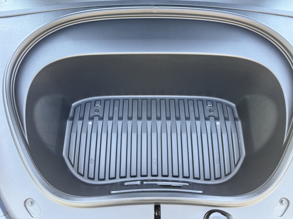 Thumbnail: 2025 Tesla Model 3 - 12