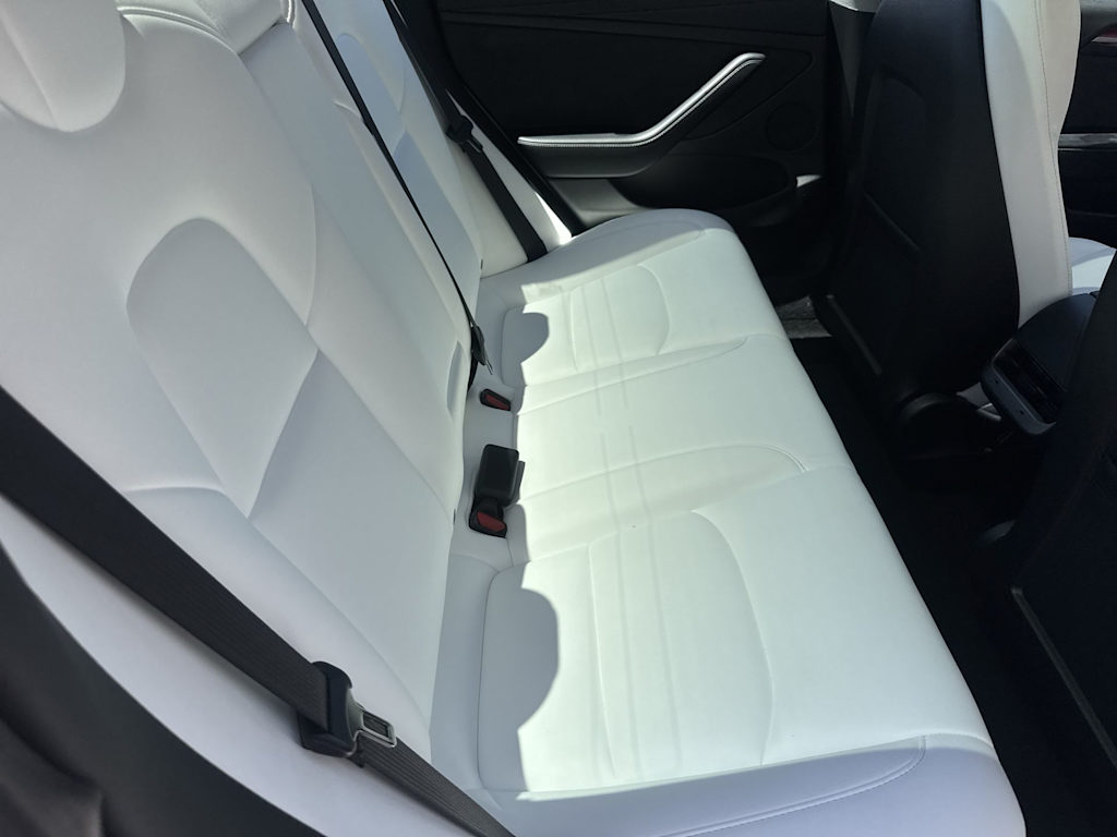 Thumbnail: 2022 Tesla Model 3 - 19