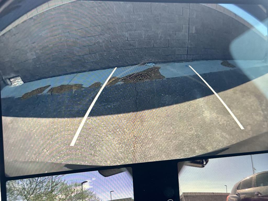 Thumbnail: 2023 Tesla Model Y - 25
