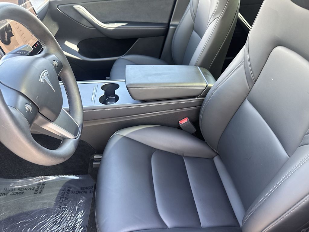 Thumbnail: 2023 Tesla Model Y - 10