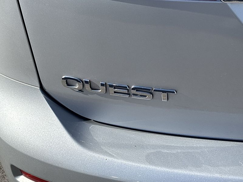 Thumbnail: 2017 Nissan Quest - 7