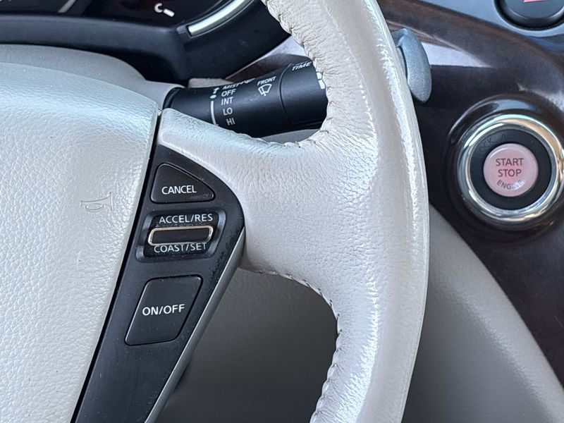 Thumbnail: 2017 Nissan Quest - 27
