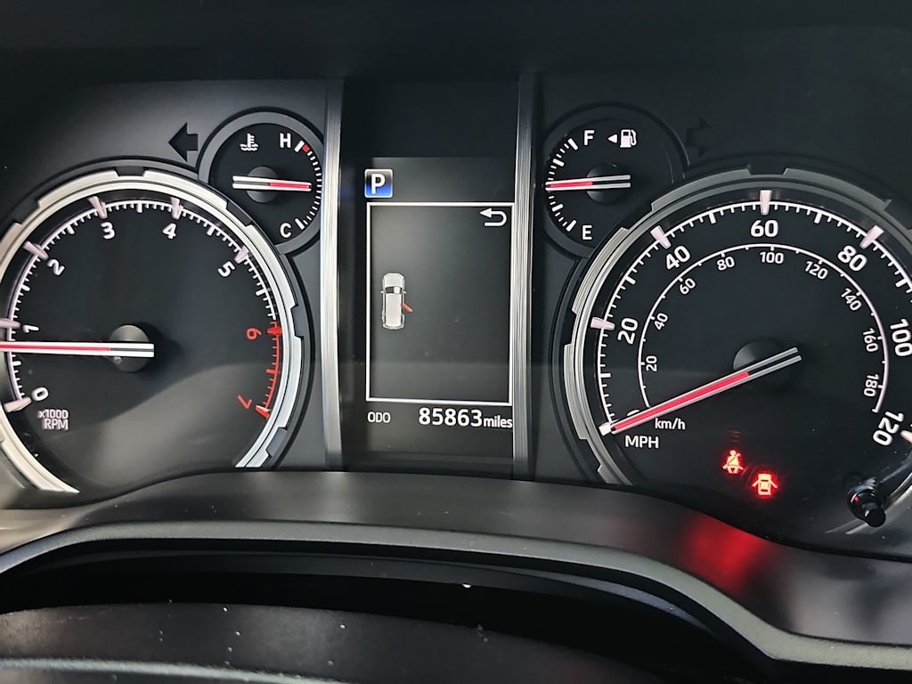 Thumbnail: 2020 Toyota 4Runner - 16