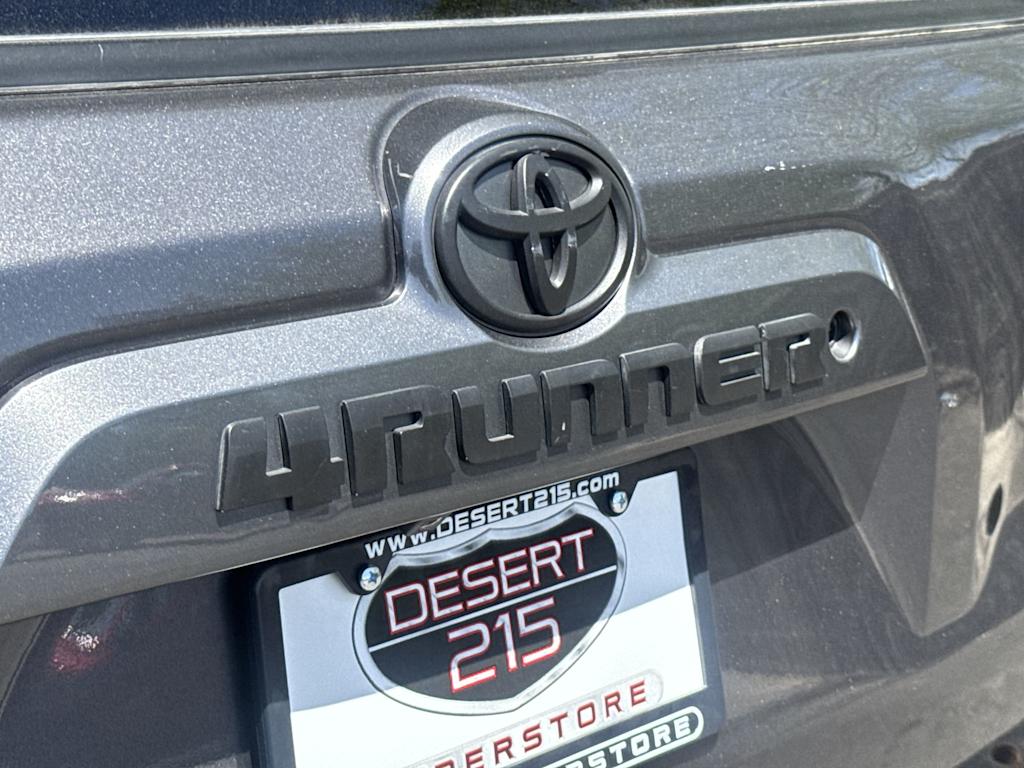 Thumbnail: 2020 Toyota 4Runner - 7