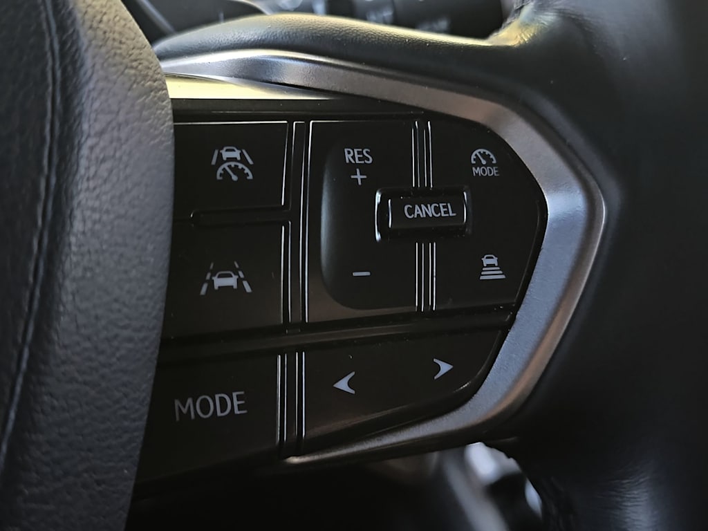 Thumbnail: 2025 Lexus ES - 26