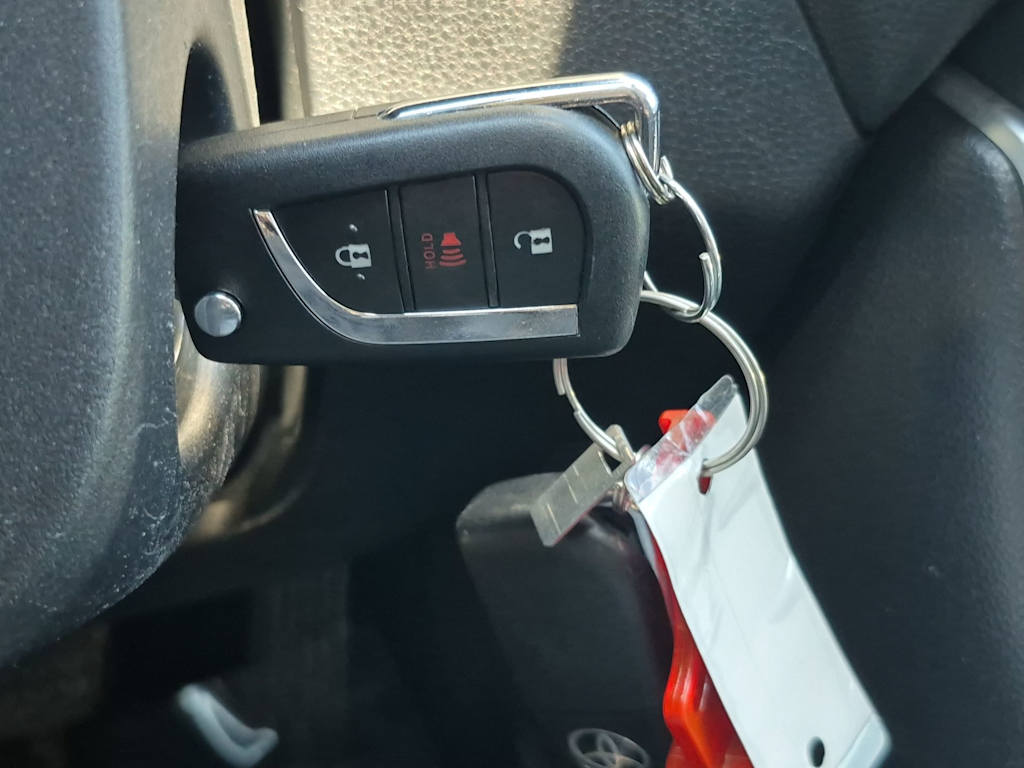 Thumbnail: 2019 Toyota RAV4 - 24