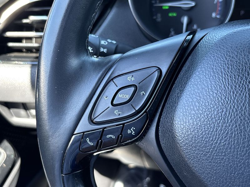 Thumbnail: 2019 Toyota C-HR - 28