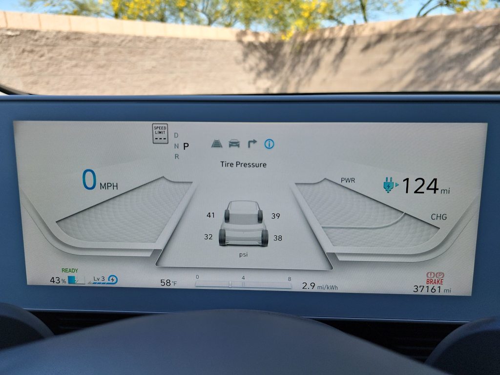 Thumbnail: 2024 Hyundai Ioniq 5 - 24