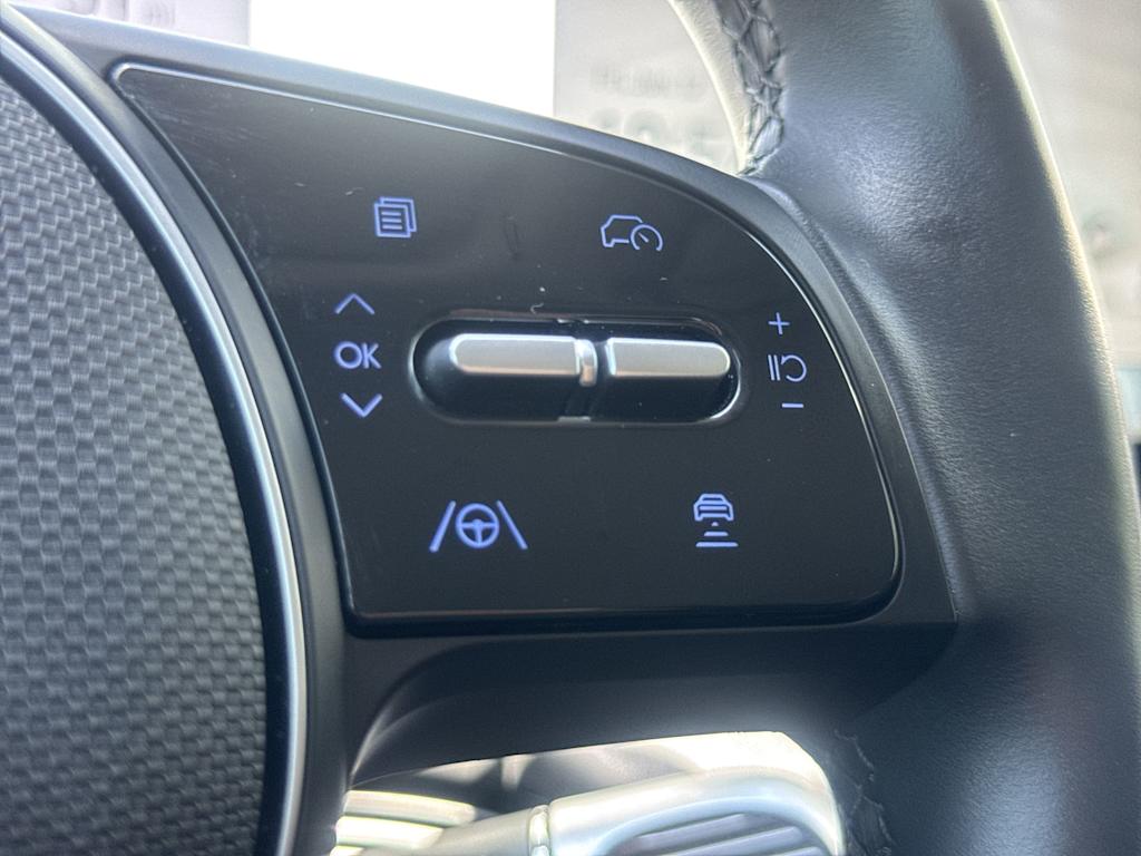 Thumbnail: 2023 Hyundai Ioniq 5 - 27