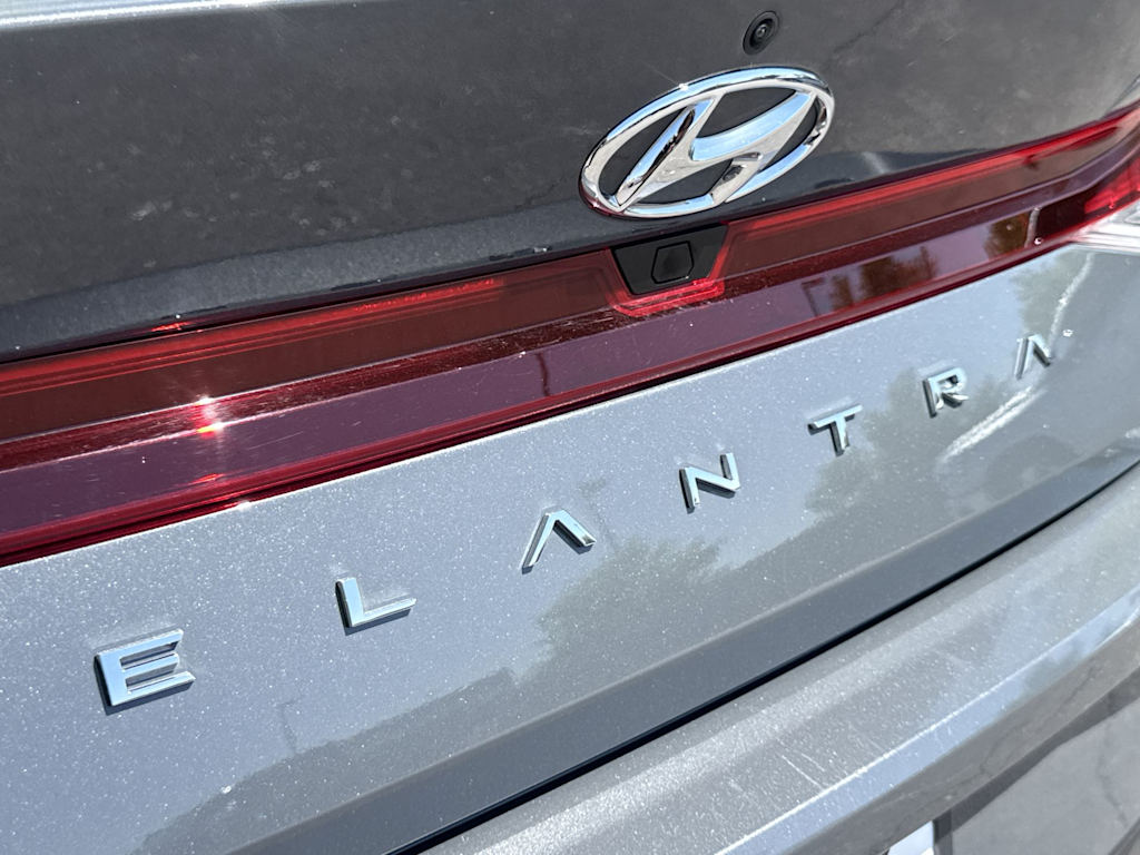 Thumbnail: 2023 Hyundai Elantra - 7