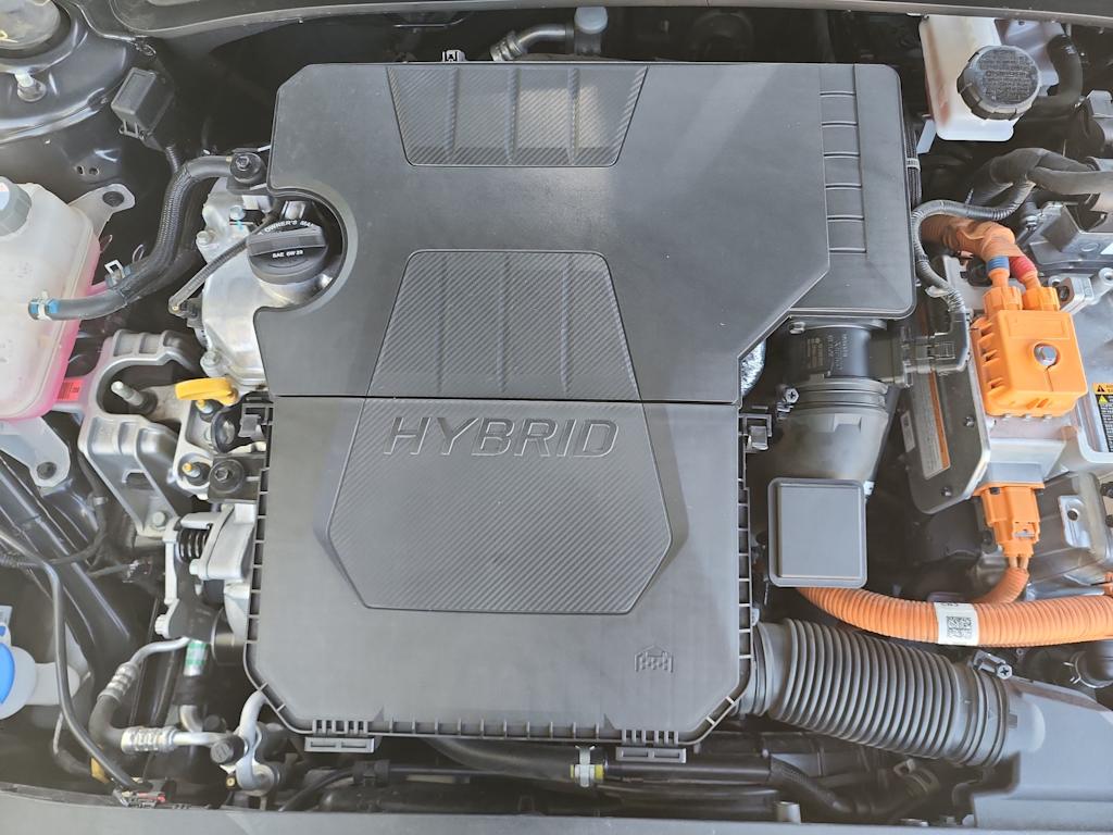 Thumbnail: 2023 Hyundai Elantra - 9