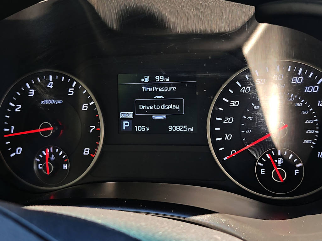 Thumbnail: 2019 Kia Stinger - 17