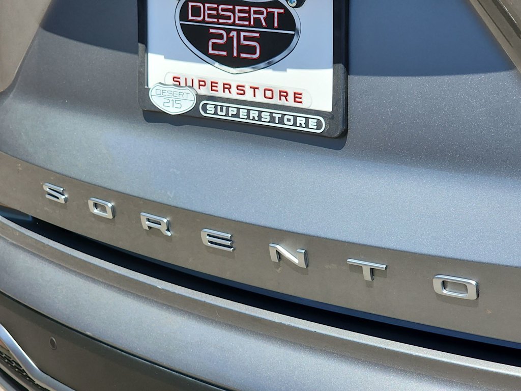 Thumbnail: 2022 Kia Sorento - 7