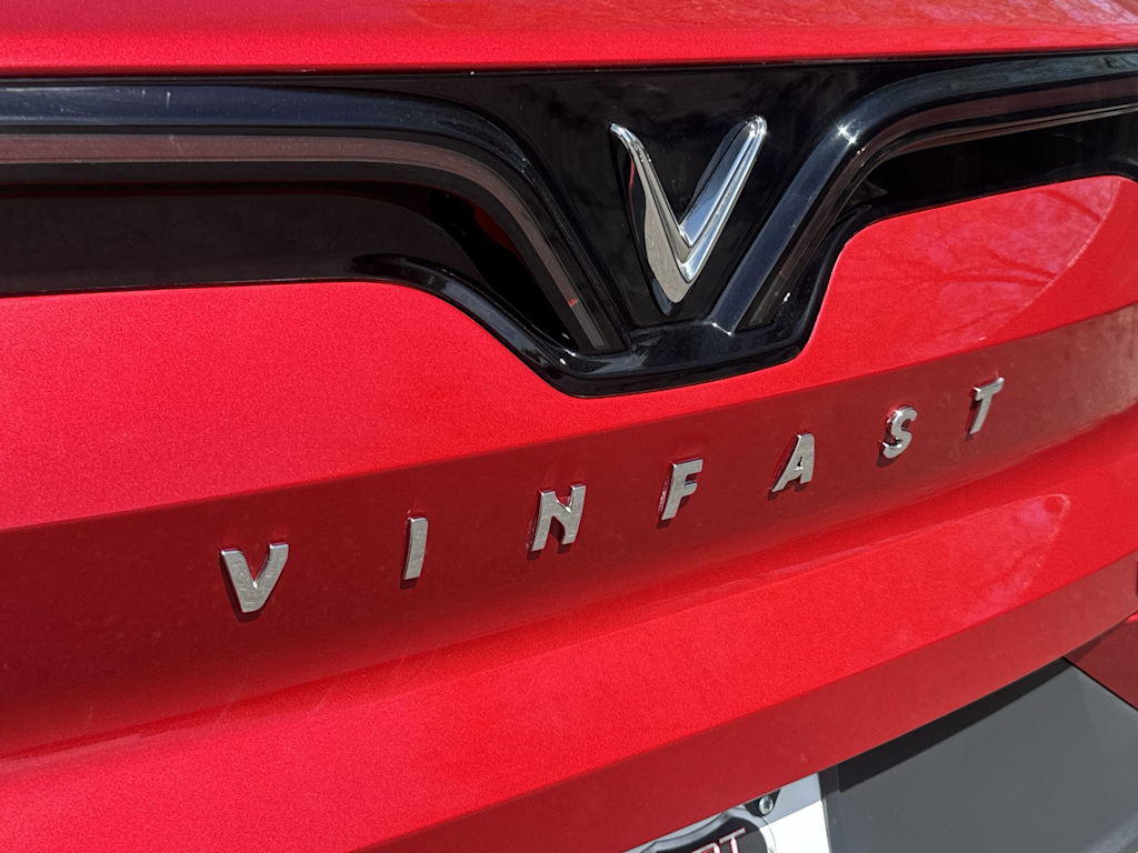 Thumbnail: 2024 VinFast VF8 - 7