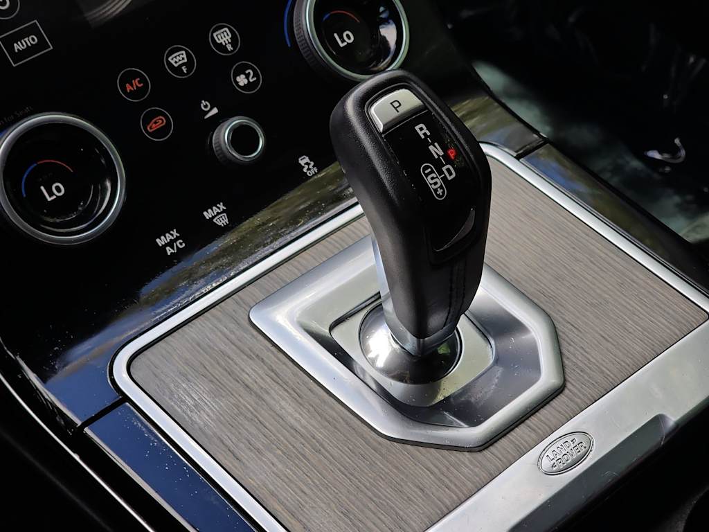 Thumbnail: 2020 Land Rover Range Rover Evoque - 16