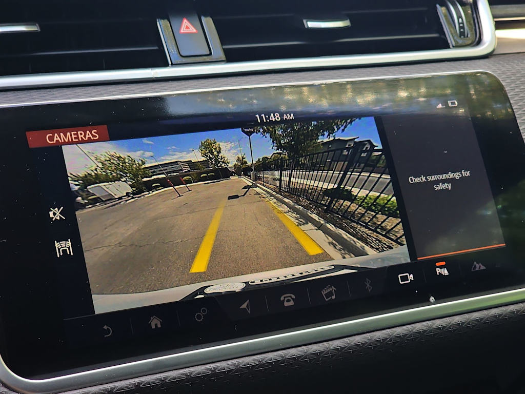 Thumbnail: 2020 Land Rover Range Rover Evoque - 24