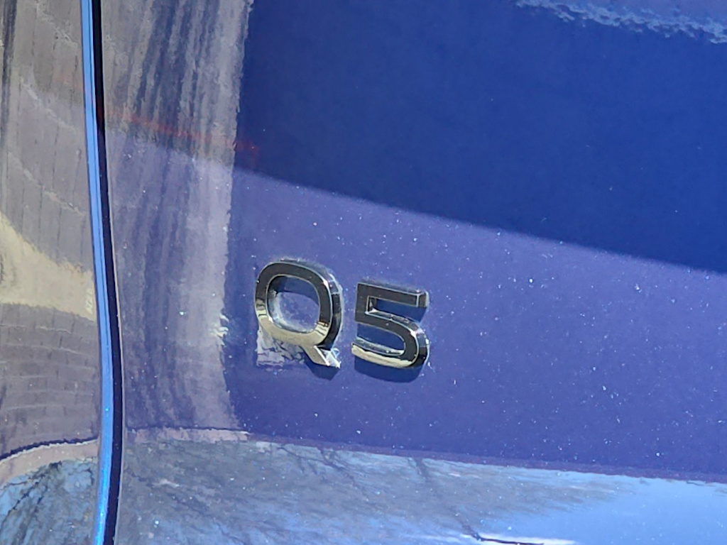 Thumbnail: 2025 Audi Q5 - 7