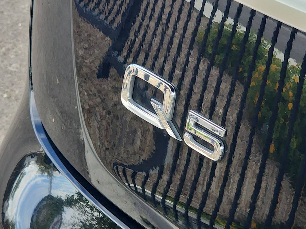 Thumbnail: 2021 Audi Q5 - 7