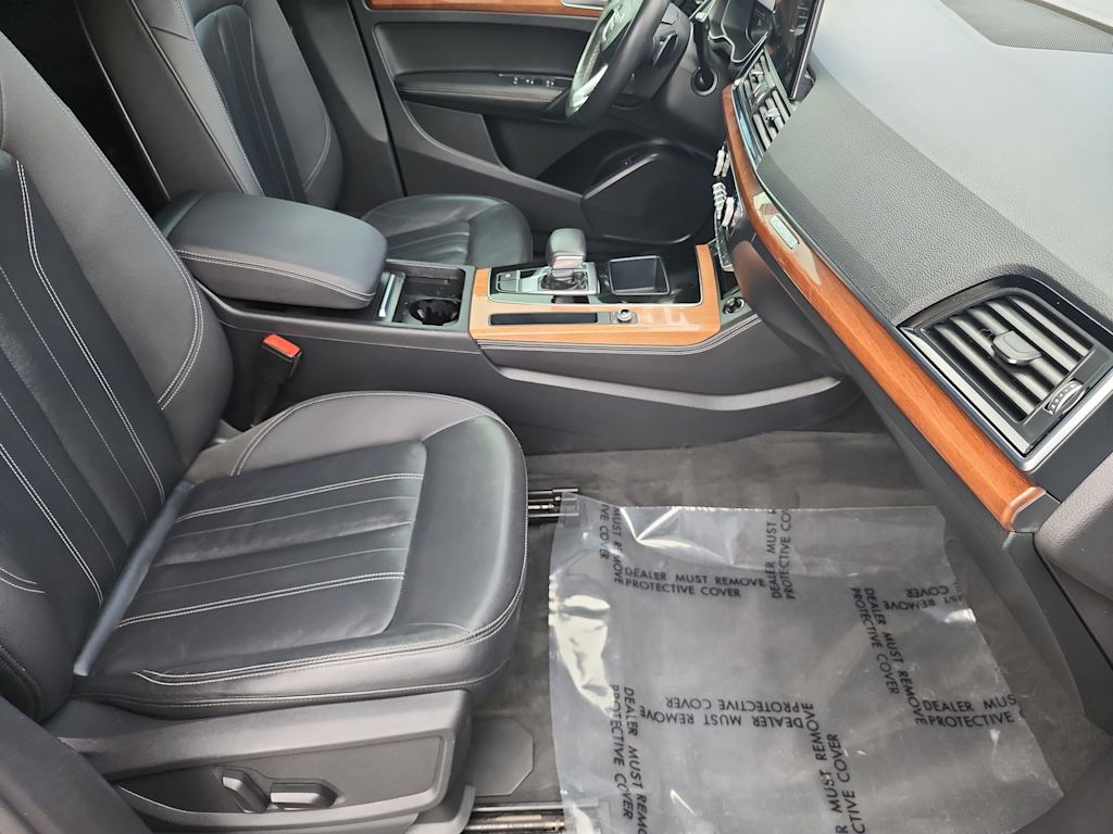 Thumbnail: 2021 Audi Q5 - 11