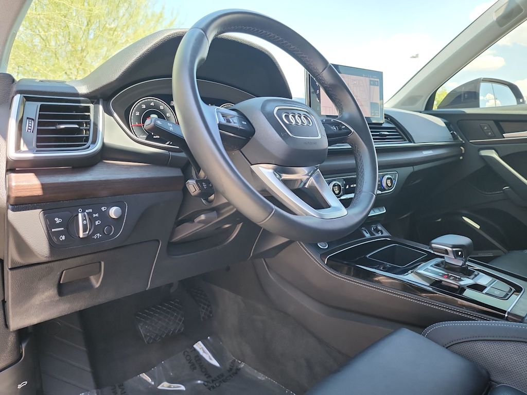 Thumbnail: 2023 Audi Q5 - 2