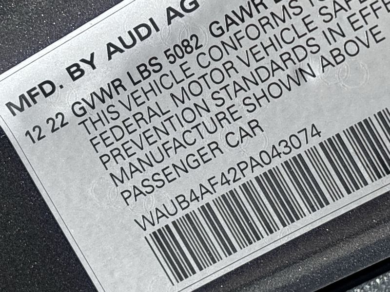 Thumbnail: 2023 Audi S4 - 23