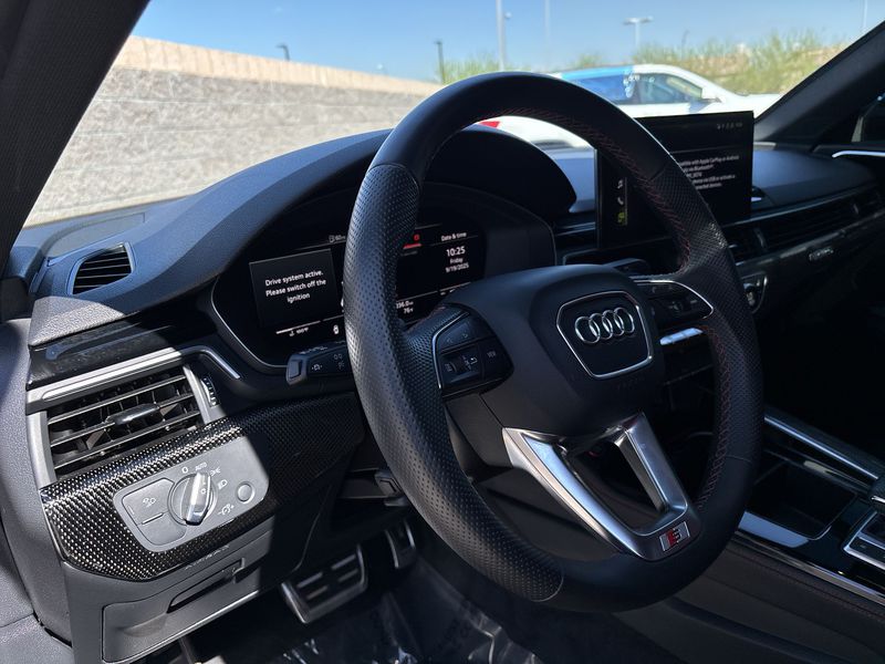 Thumbnail: 2023 Audi S4 - 2