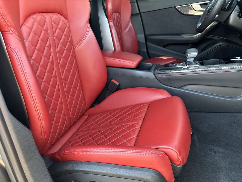 Thumbnail: 2023 Audi S4 - 21