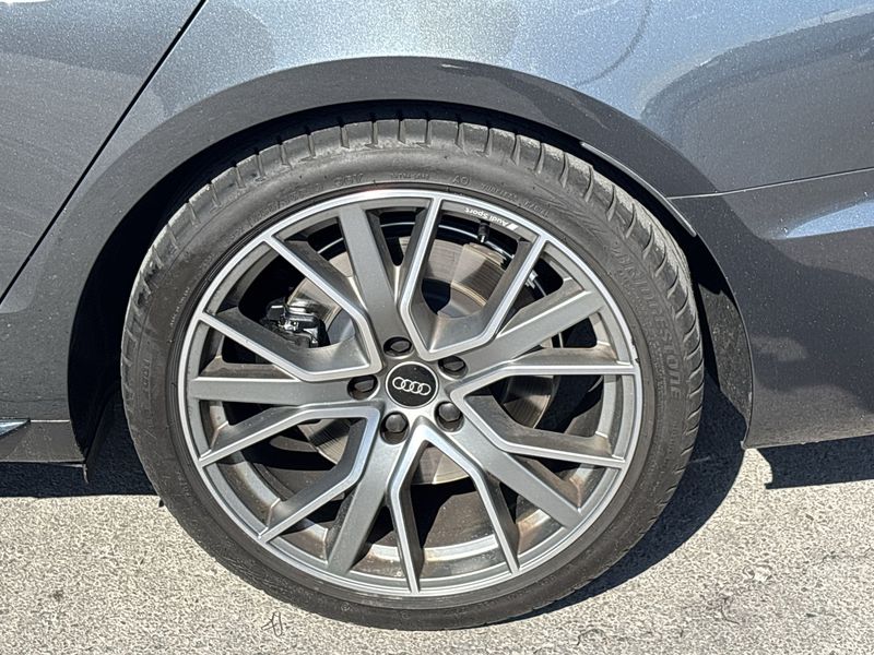 Thumbnail: 2023 Audi S4 - 8