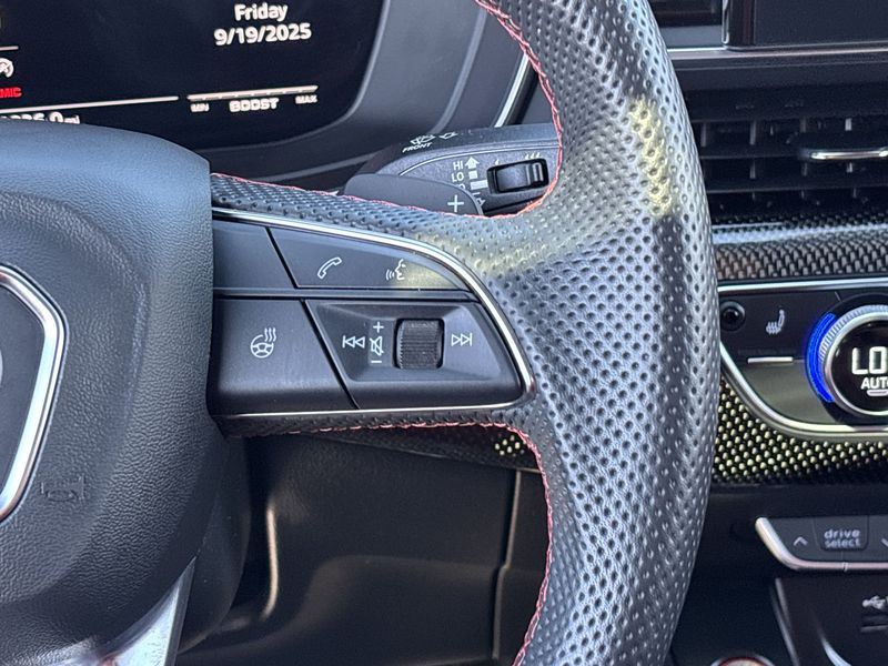 Thumbnail: 2023 Audi S4 - 25