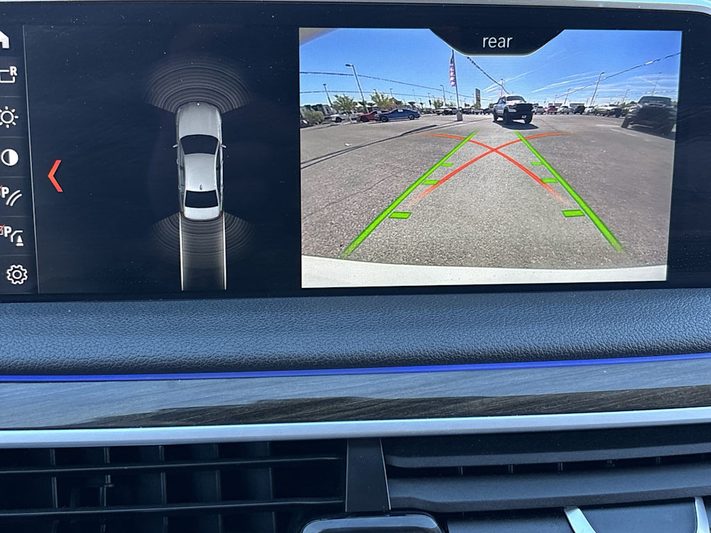 Thumbnail: 2018 BMW 7 Series - 26