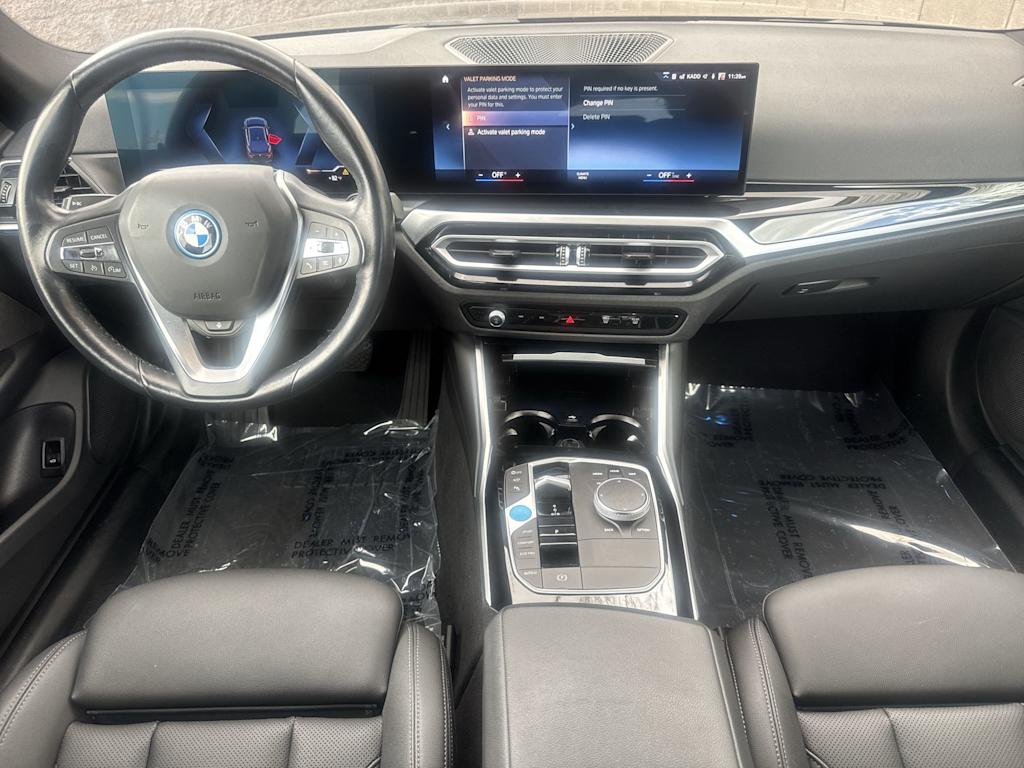 Thumbnail: 2023 BMW i4 - 9