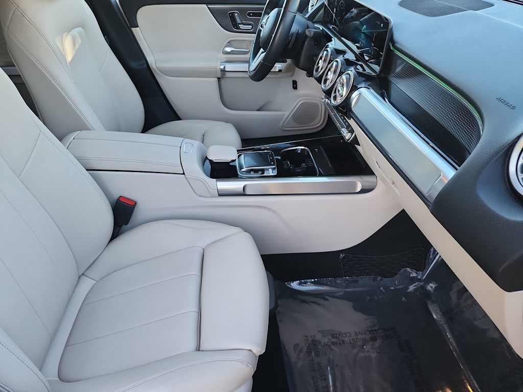 Thumbnail: 2020 Mercedes-Benz GLB - 12