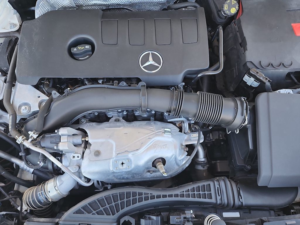 Thumbnail: 2020 Mercedes-Benz GLB - 9