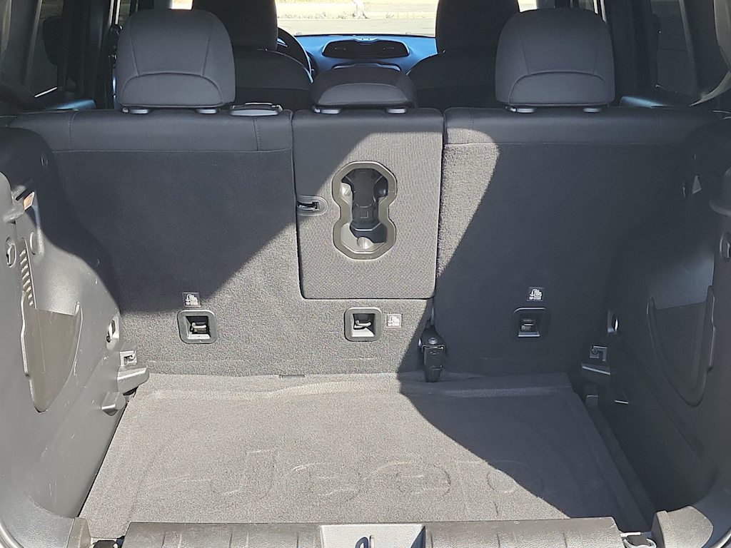 Thumbnail: 2020 Jeep Renegade - 24