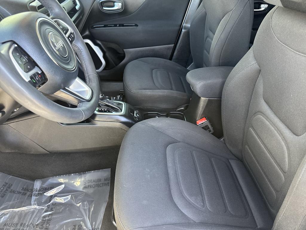Thumbnail: 2021 Jeep Renegade - 11