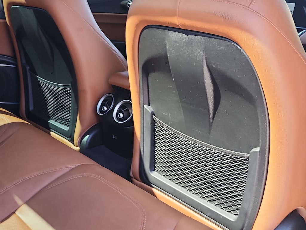 Thumbnail: 2021 Alfa Romeo Giulia - 27