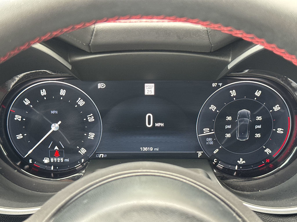 Thumbnail: 2024 Alfa Romeo Stelvio - 15