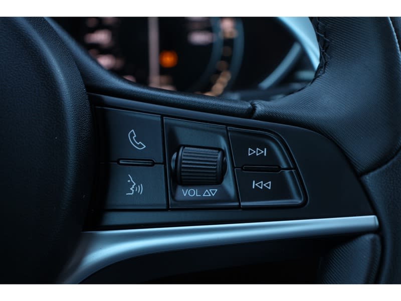 2019 Alfa Romeo Stelvio Ti Sport 27