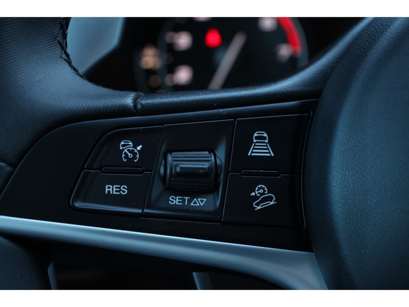 2019 Alfa Romeo Stelvio Ti Sport 28
