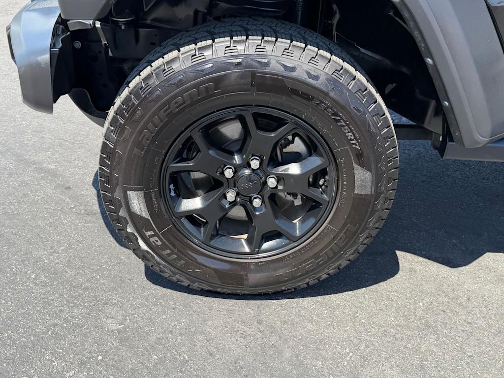 Thumbnail: 2021 Jeep Wrangler - 7