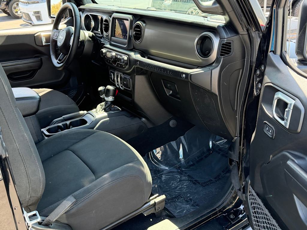 Thumbnail: 2021 Jeep Wrangler - 26