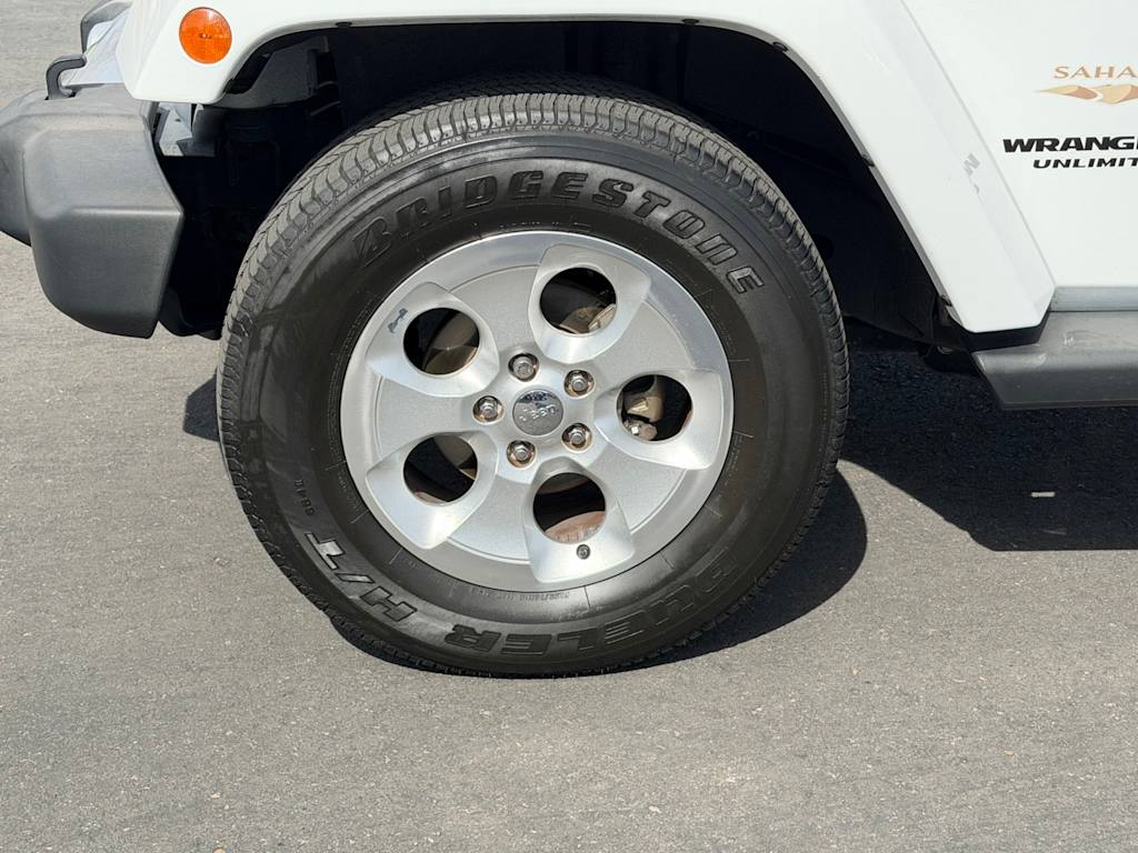 Thumbnail: 2013 Jeep Wrangler - 28