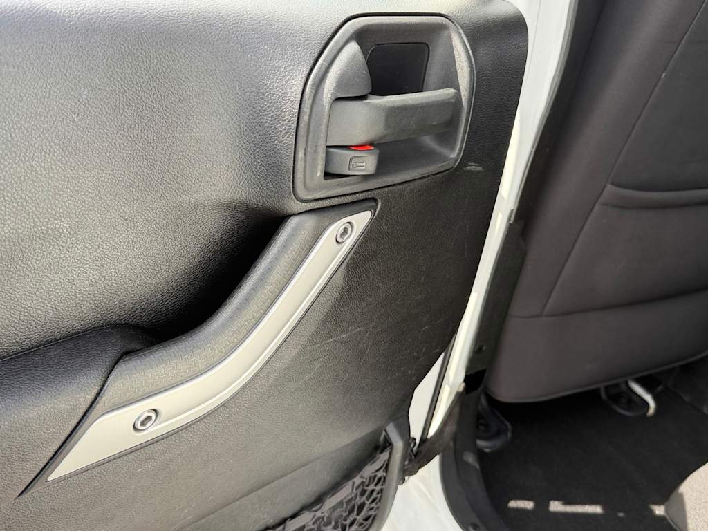 Thumbnail: 2013 Jeep Wrangler - 24