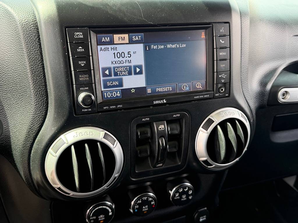 Thumbnail: 2013 Jeep Wrangler - 10
