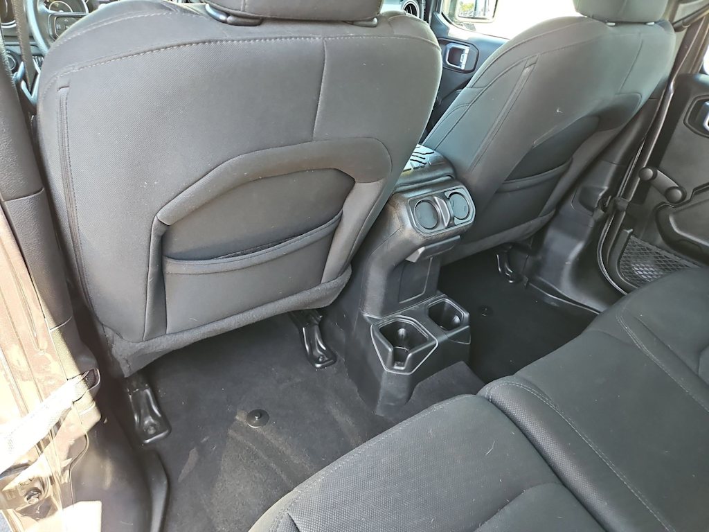 Thumbnail: 2021 Jeep Wrangler - 36