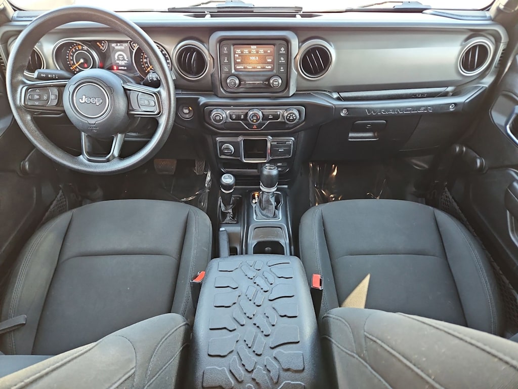 Thumbnail: 2021 Jeep Wrangler - 14