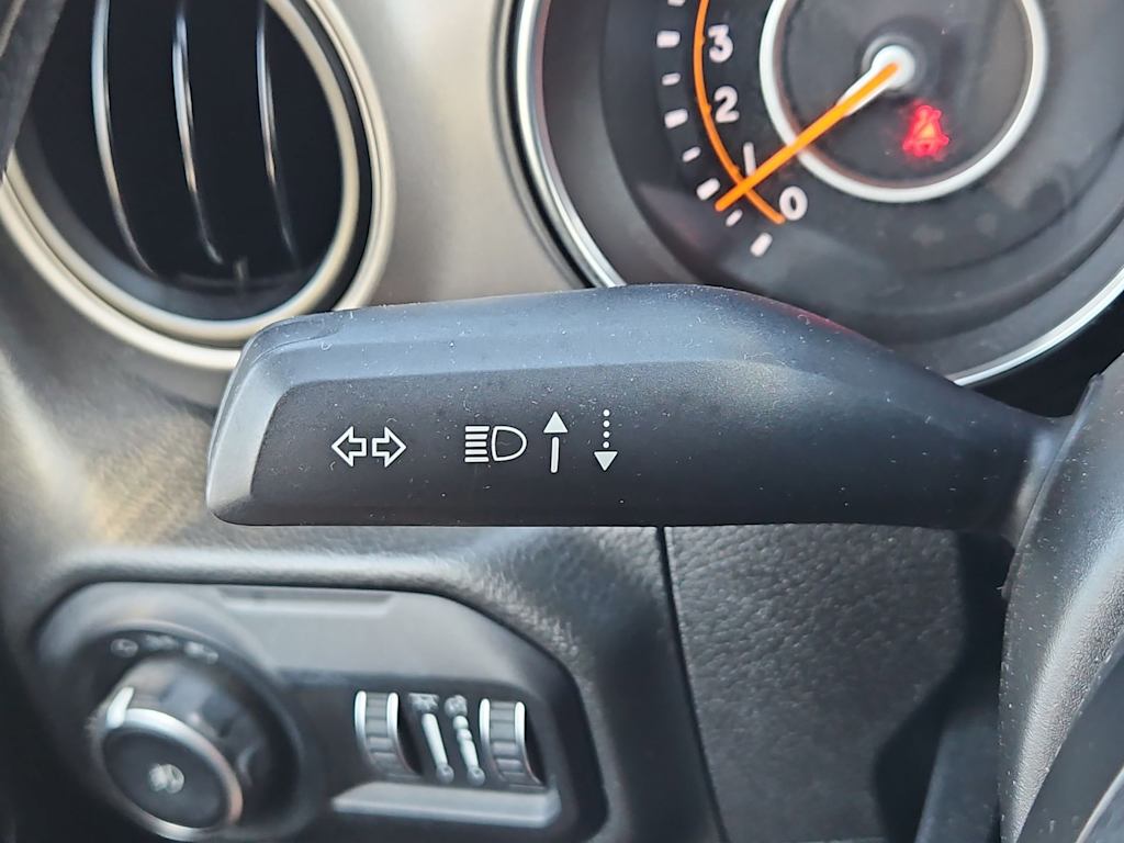 Thumbnail: 2021 Jeep Wrangler - 44