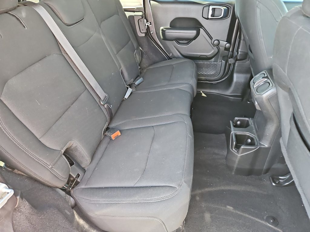 Thumbnail: 2021 Jeep Wrangler - 38