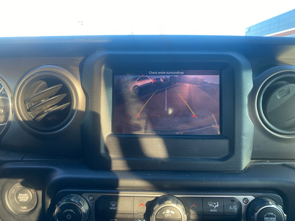 Thumbnail: 2020 Jeep Wrangler - 13